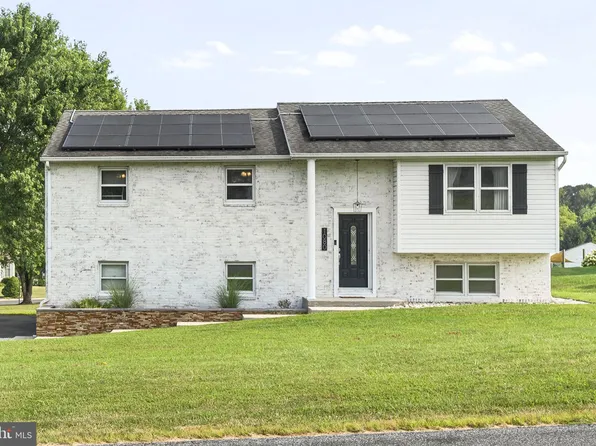 1080 Conewago Creek Rd, Manchester, PA 17345