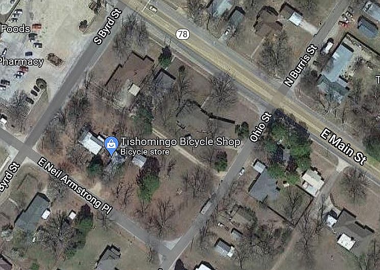 2nd image of 505 E Neil Armstrong Pl