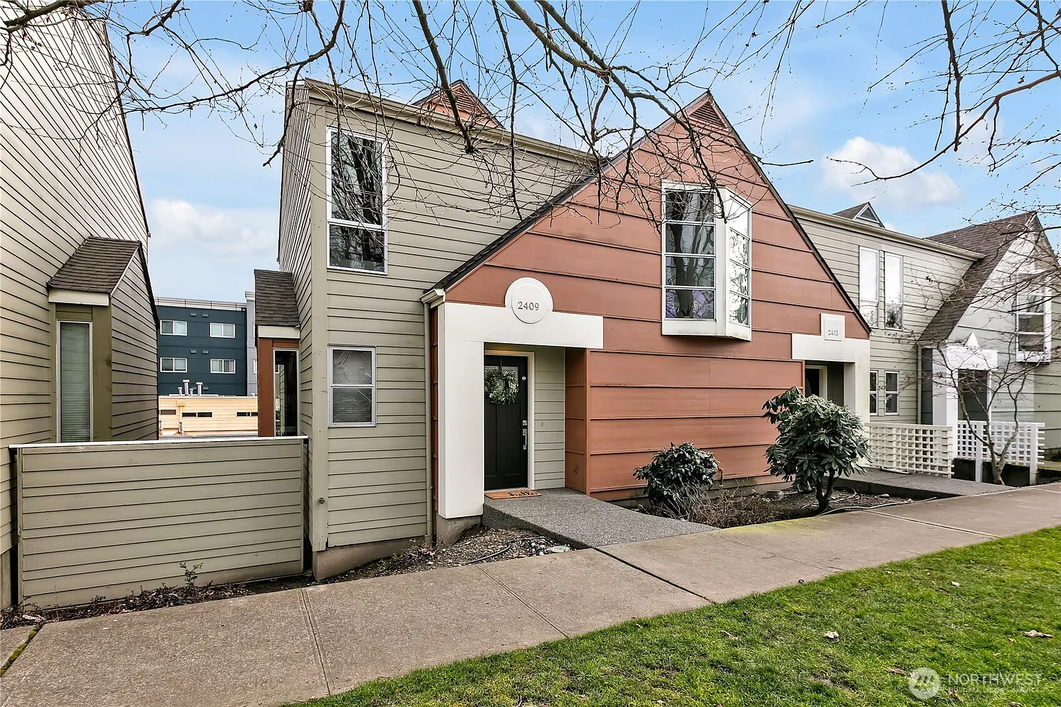 2409 S I Street photo 1