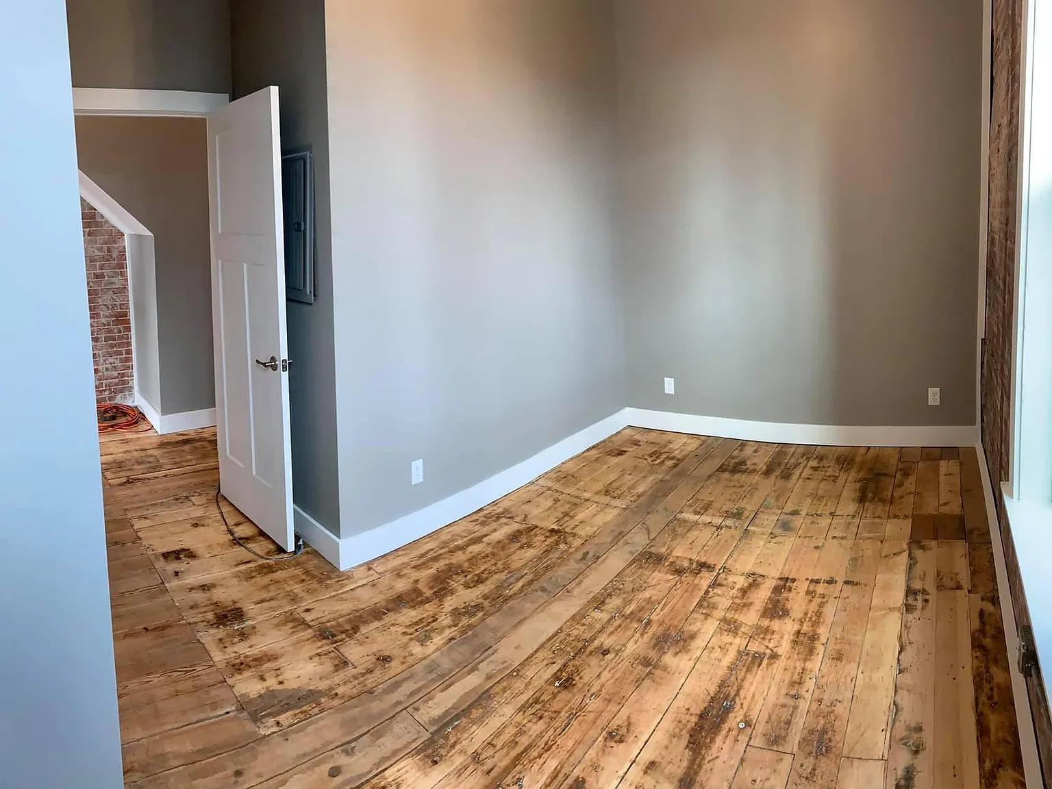 2 bed, 1100 sqft, $1,400 — Photo 4