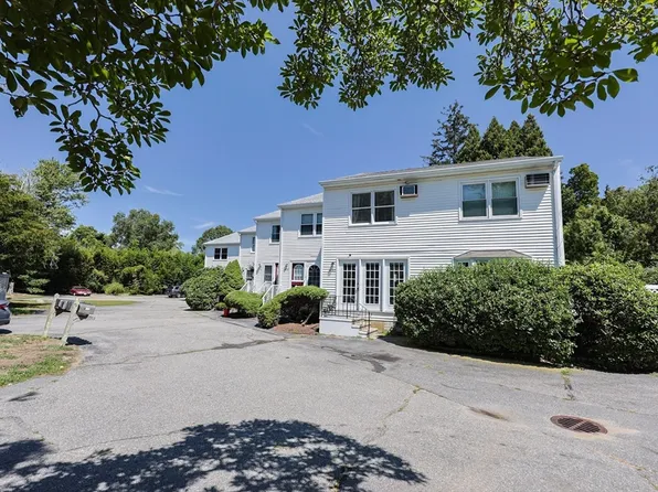 660 Windwood Dr Unit 6, Tiverton, RI 02878