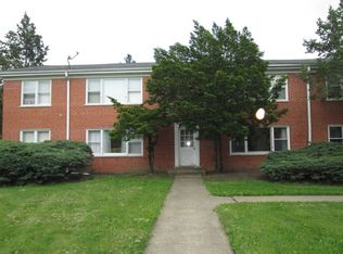 201 W Johnson St APT 1B, Palatine, IL 60067