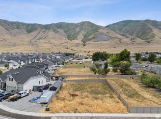 8048 N Park Ln, Tooele, UT 84074