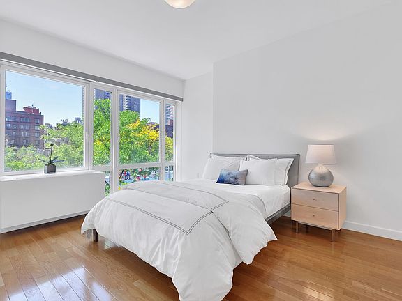 3rd image of 454 W 54th St APT 2O