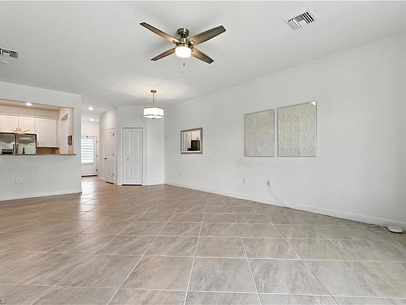 3rd image of 14157 Pine Lodge LN