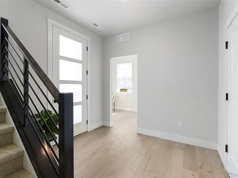 14283 Currant St — Photo 2
