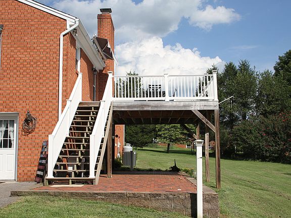 5th image of 134 Mockingbird Cir