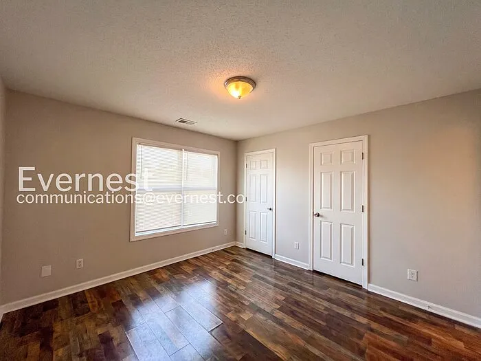 7266 Illinois Central Ave — Photo 13
