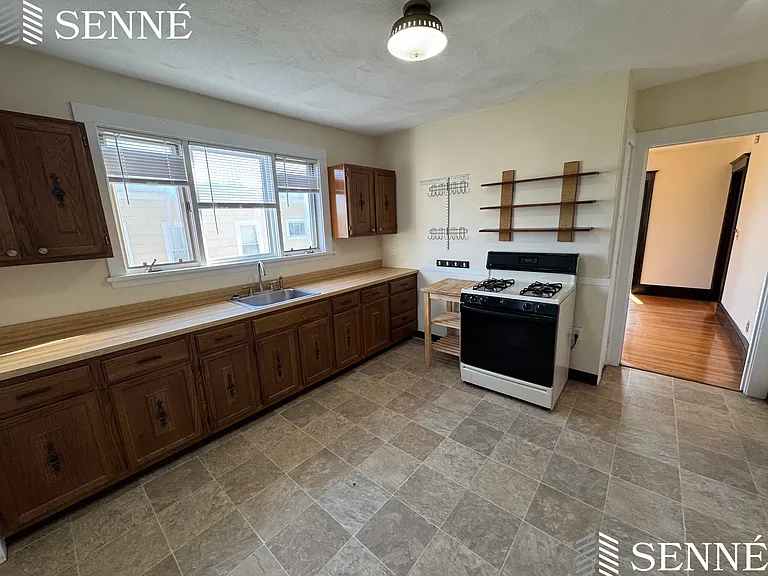 11 Ware St #3 — Photo 10