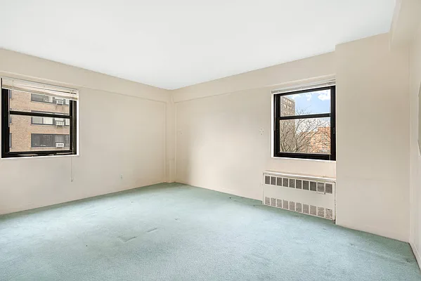 Sold by Compass | media 20