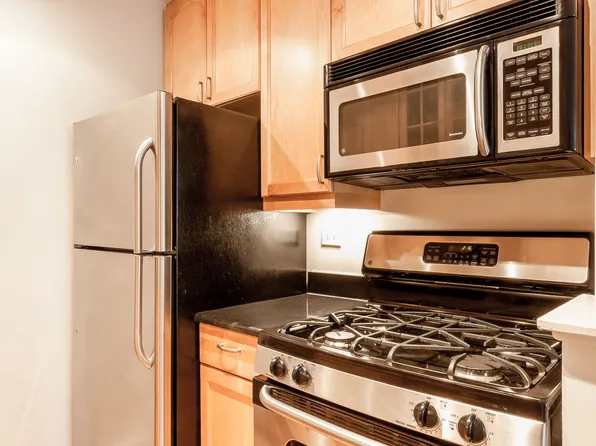 182 East 95th Street image 3 of 11