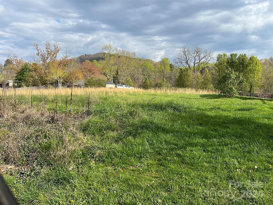 2nd image of 12 Baker Rd