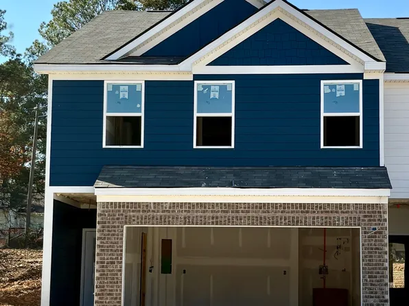 5439 Biltmore Dr, Atlanta, GA 30349