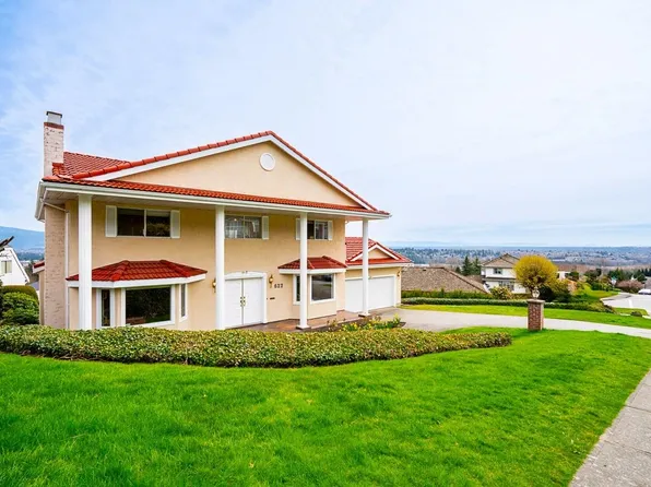 622 Clearwater Way, Coquitlam, BC V3C 5E6