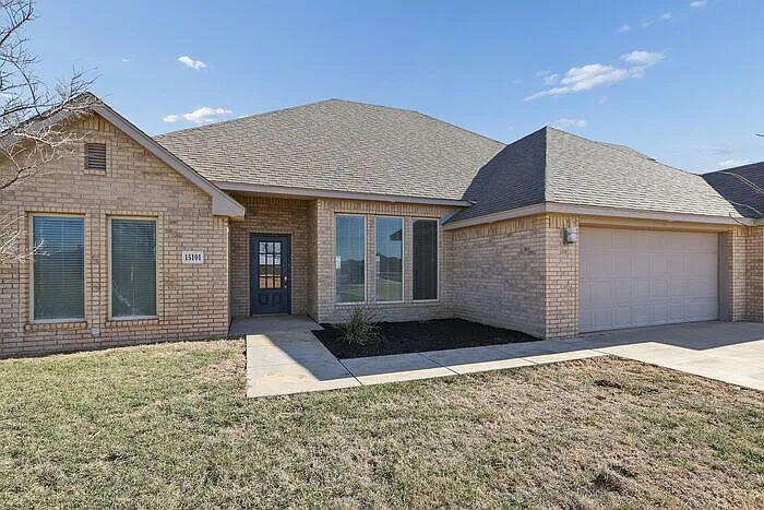 4 bed, 3.0 bath, 3204 sqft, $4,995 — Photo 2
