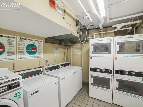 393 West 49th Street image 10 of 17