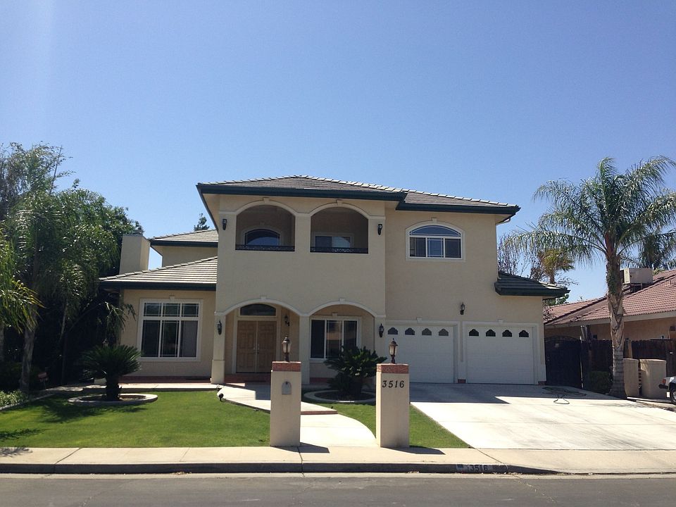 The Front Yard!!!