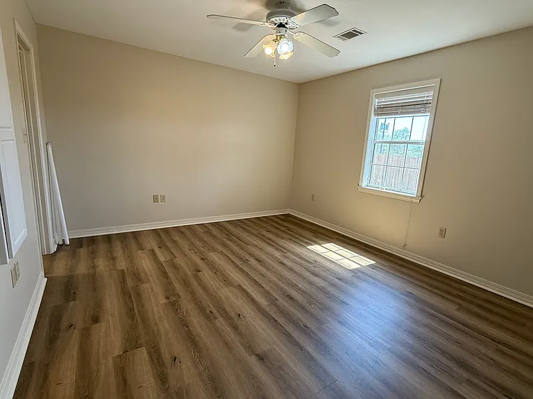 2601 Oak Meadow Pl — Photo 9