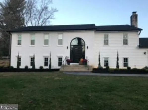 1885 Cold Creek Ct, Vienna, VA 22182