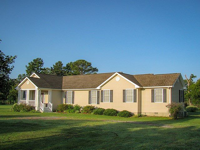 1st image of 328 Safe Harbor Lndg