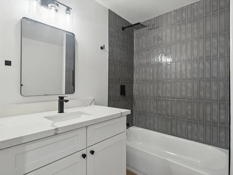 8525 E Clarendon Ave — Photo 22