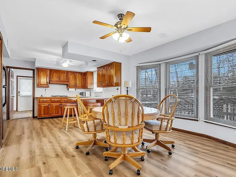 1097 S Lakewood Farmingdale Rd — Photo 9