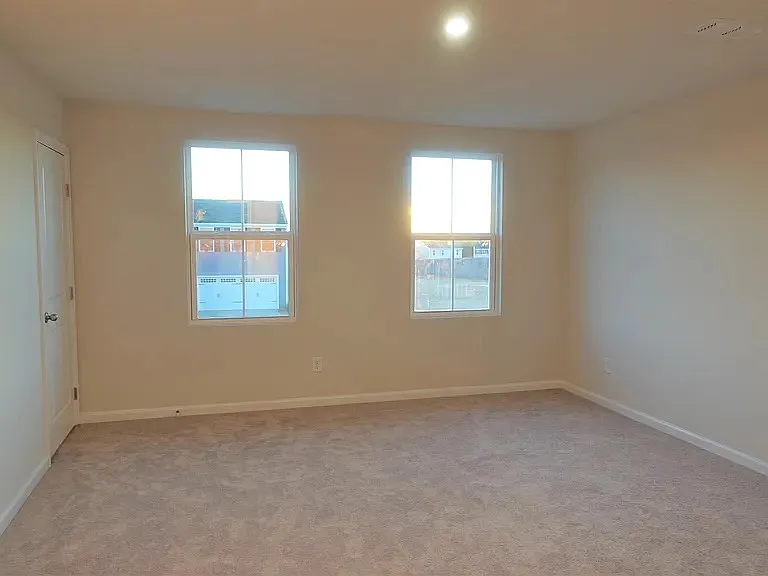 802 Effie Dr — Photo 27
