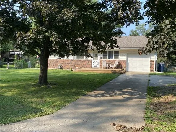 4900 Appleton Ave, Kansas City, MO 64133