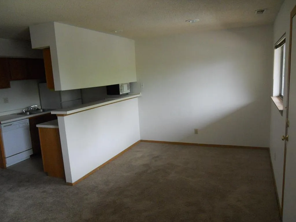 Building Photo - 1310 Kentucky St #9