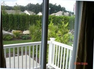 28 Stephanie Dr, Coventry, RI 02816