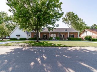 2001 Birnamwood Dr, Miami, OK 74354