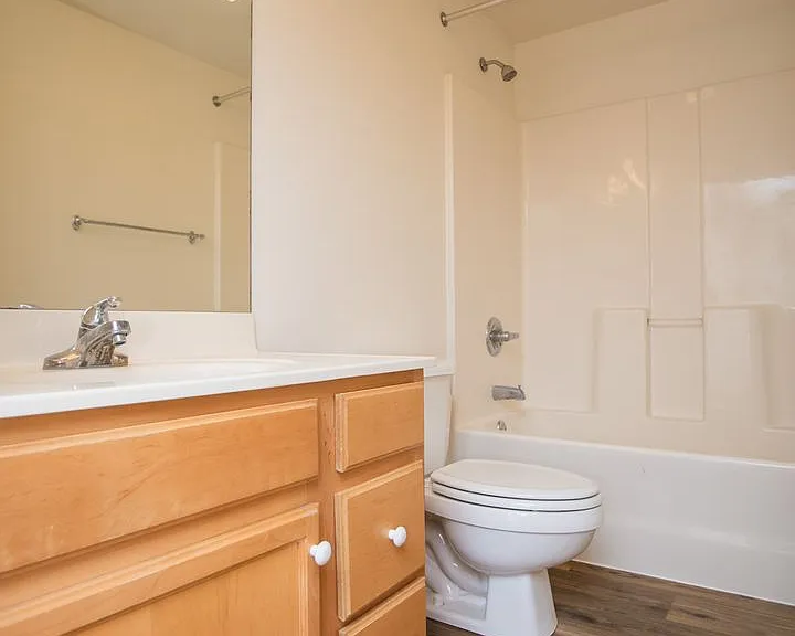 353 College Ave — Photo 14