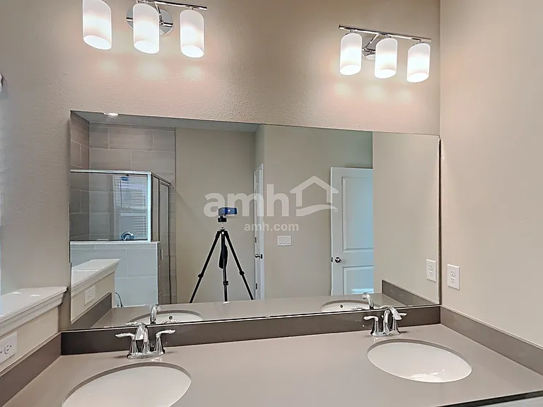 150 Hemlock Point — Photo 9