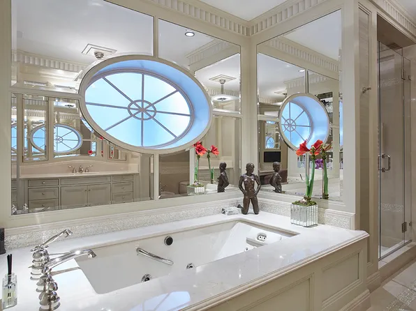 11 East 74th Street image 15 of 18