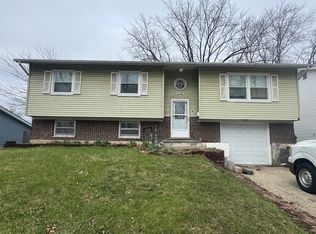 7148 Orchard Ln, Hanover Park, IL 60133