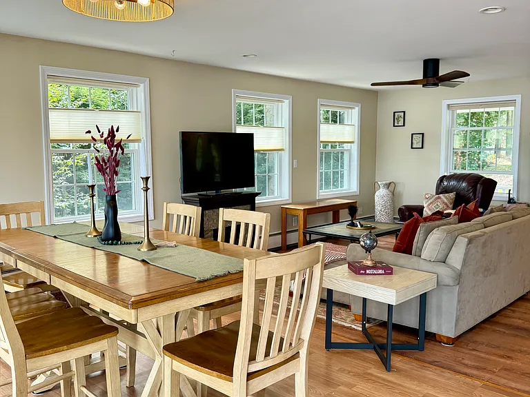 167 Camelot Shore Dr — Photo 5