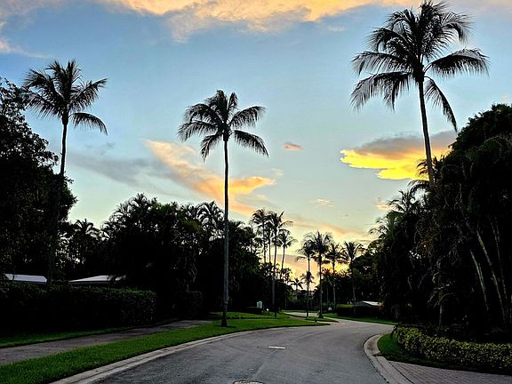 2nd image of 6957 Rain Forest Drive