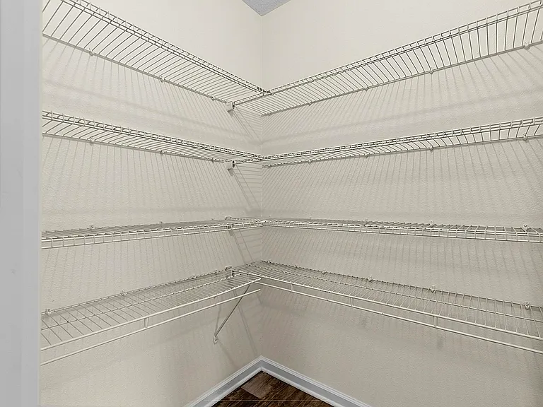 137 Fairway Ct — Photo 28