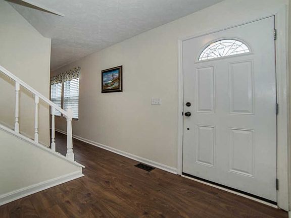2nd image of 5015 Giles Ct