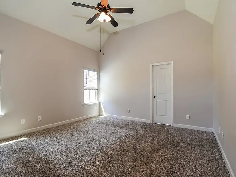 3469 Marion Ln — Photo 10