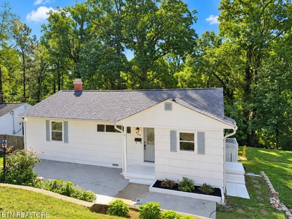 129 Amherst Ln, Oak Ridge, TN 37830