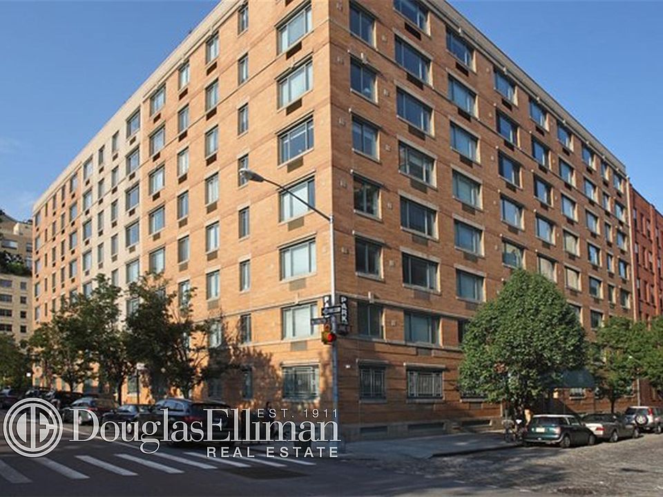 2nd image of 100 Jane St APT 5F