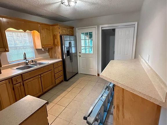 3rd image of 8136 10th Ave S