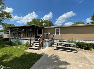 5375 Overland Trl, Melrose, IA 52569