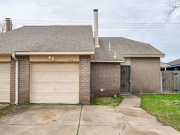 3rd image of 16410 Monte Carlo Ln