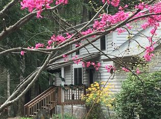 102 River Rd, Ellijay, GA 30522