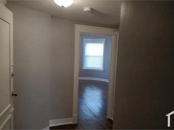 6043 S Prairie Ave #1, Chicago, IL 60637