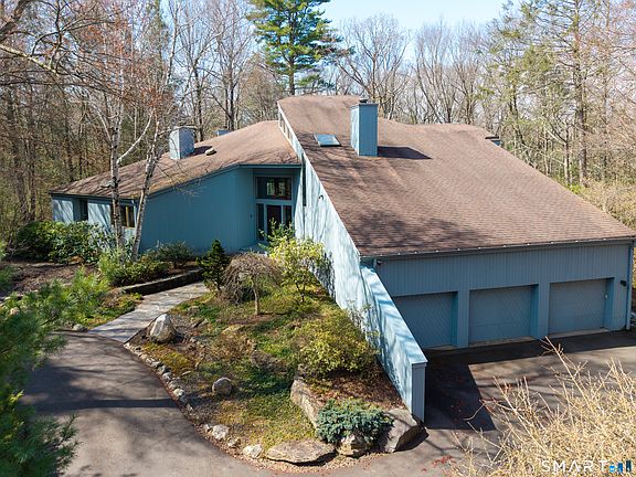 2nd image of 411 Cherry Brook Road