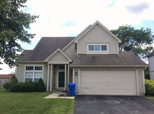 1033 N Camden Ln, South Elgin, IL 60177