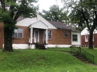 1736 Crystal Ct, Saint Louis, MO